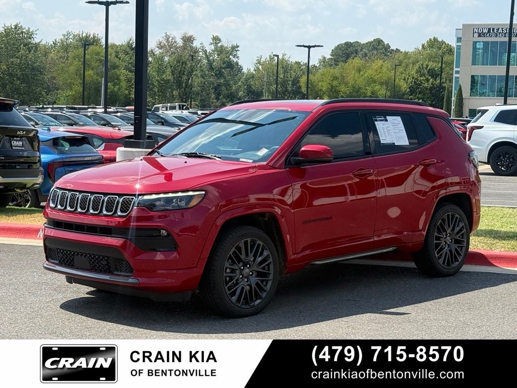 2024 Jeep Compass Limited - 4WD / PANORAMIC SUNROOF / CLEAN CARFAX