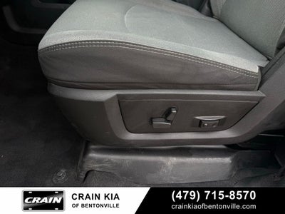 2024 RAM 2500 Big Horn - 4WD / CARFAX ONE OWNER