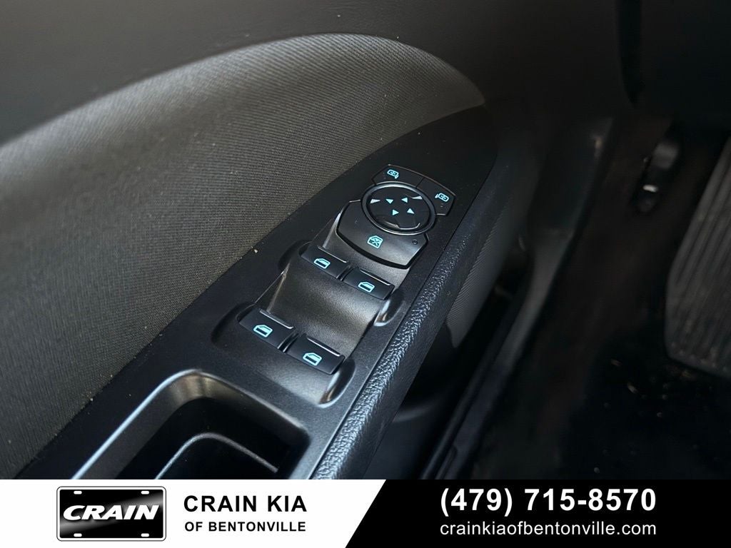 2017 Ford Fusion SE - CLEAN CARFAX