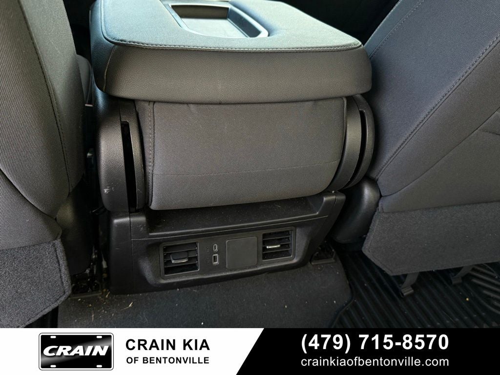 2025 Chevrolet Silverado 1500 Custom Trail Boss - 4WD / CARFAX ONE OWNER