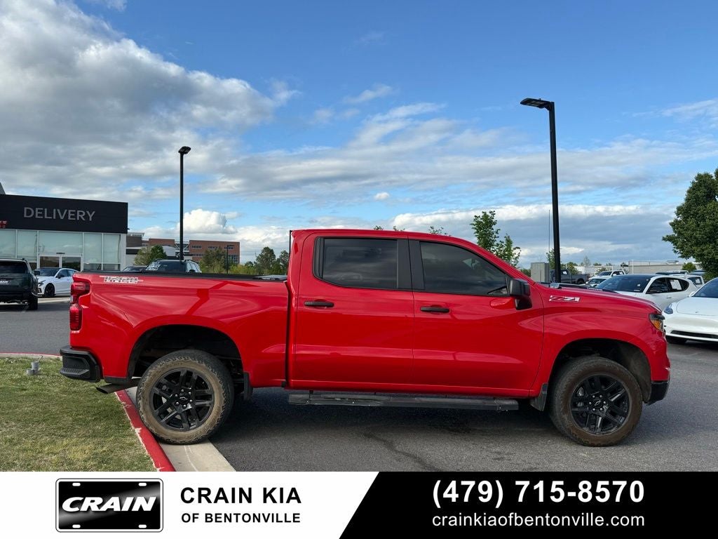 2025 Chevrolet Silverado 1500 Custom Trail Boss - 4WD / CARFAX ONE OWNER