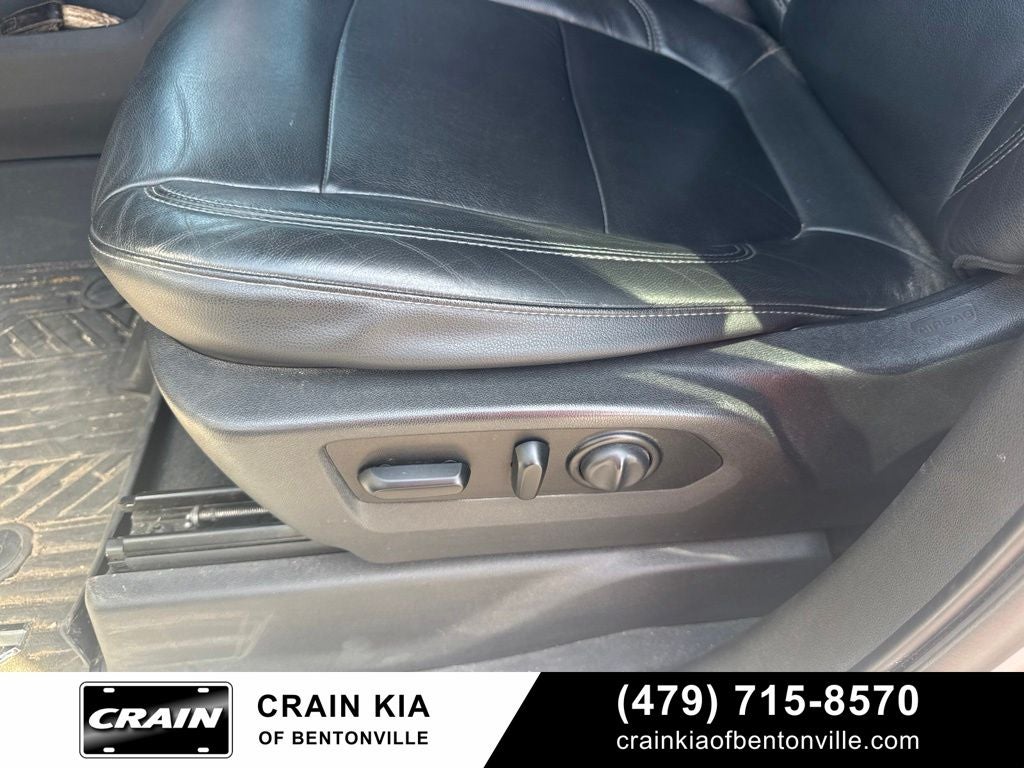 2020 Chevrolet Silverado 1500 LT Trail Boss - 4WD / CLEAN CARFAX / LEATHER