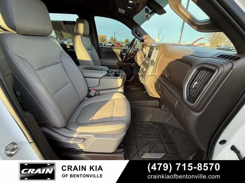 2019 Chevrolet Silverado 1500 LT - 4WD / CLEAN CARFAX