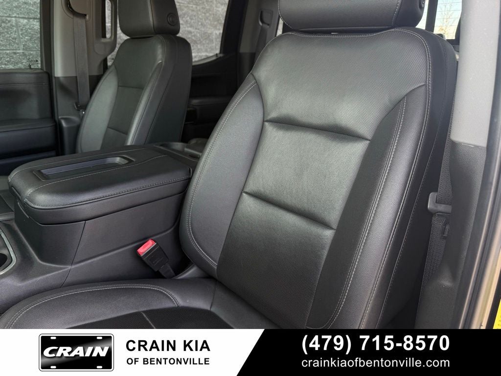 2021 GMC Sierra 1500 SLT - 4WD / CLEAN CARFAX HISTORY