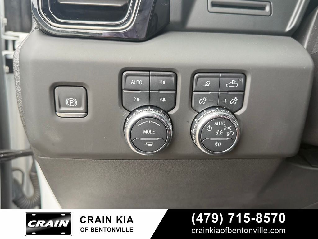 2024 GMC Sierra 1500 AT4 - 4WD / CLEAN CARFAX / ONE OWNER