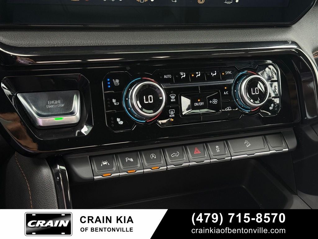 2024 GMC Sierra 1500 AT4 - 4WD / CLEAN CARFAX / ONE OWNER