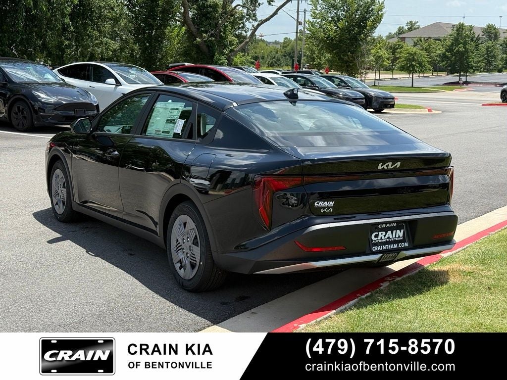 2026 Kia K4 LXS