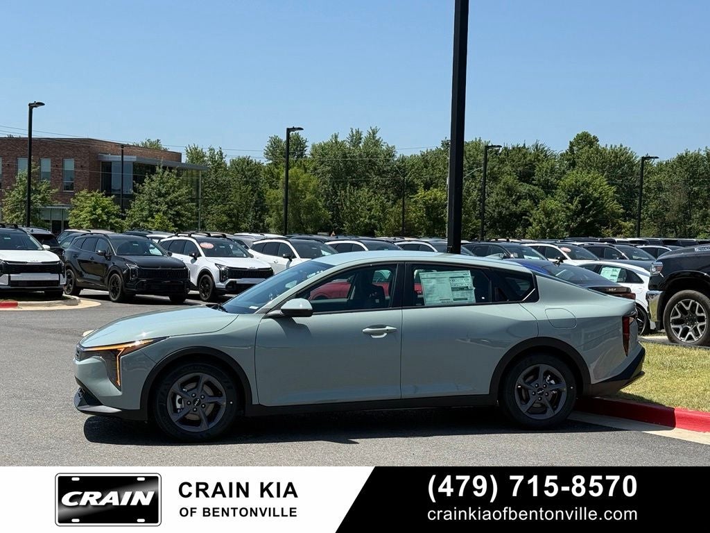 2026 Kia K4 LXS