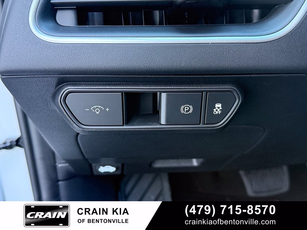 2027 Kia K4 LX