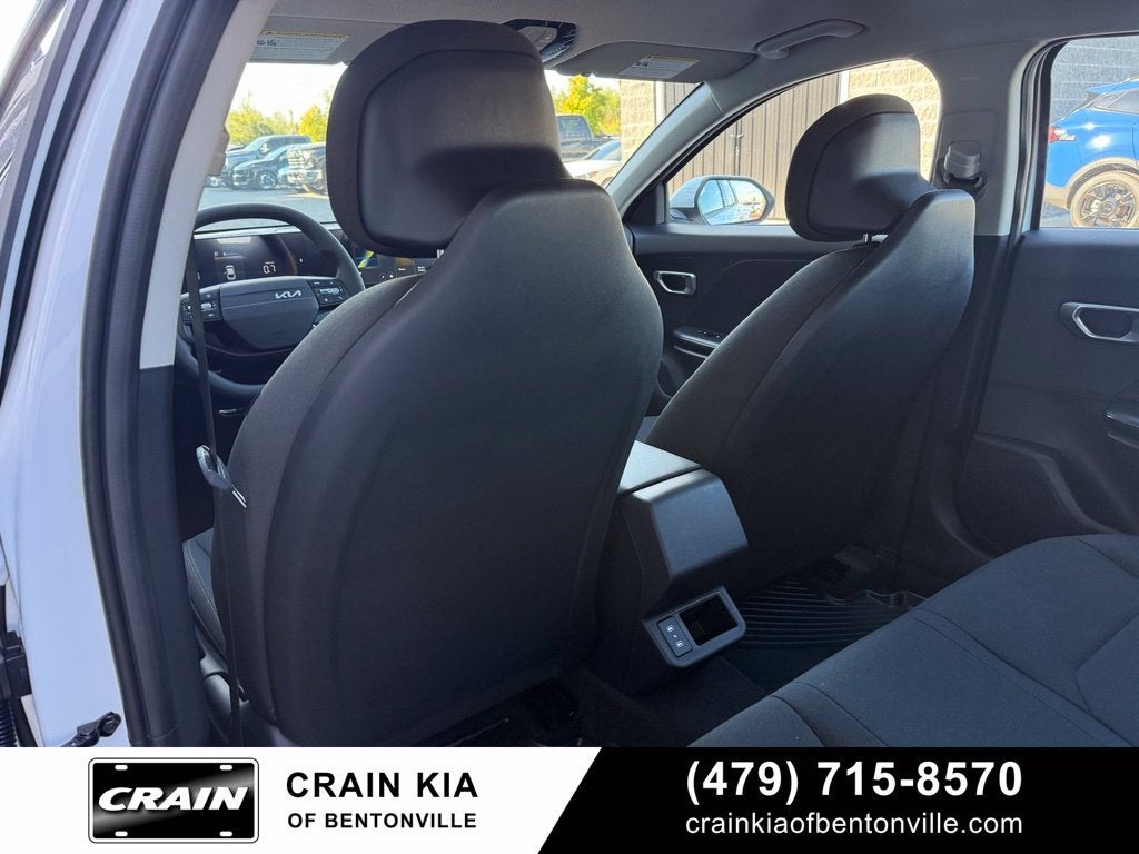 2027 Kia K4 LX