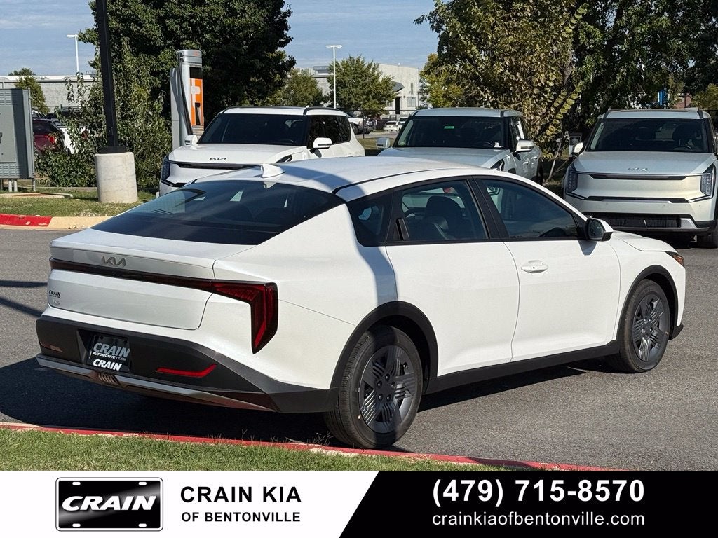 2027 Kia K4 LX
