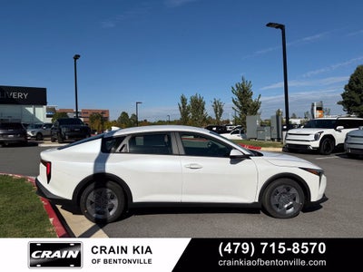 2027 Kia K4 LX