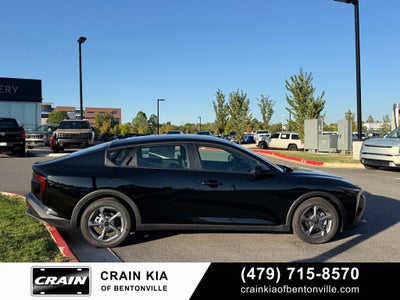 2026 Kia K4 LXS