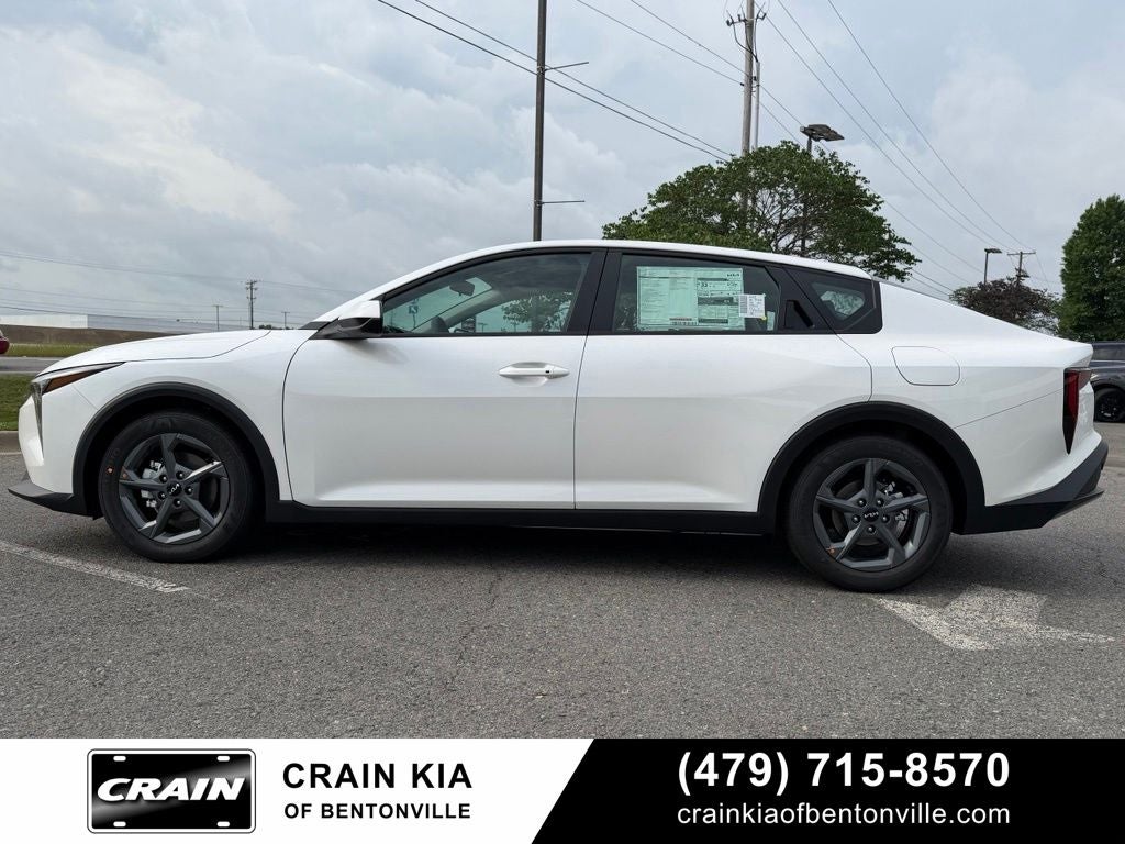 2026 Kia K4 LXS