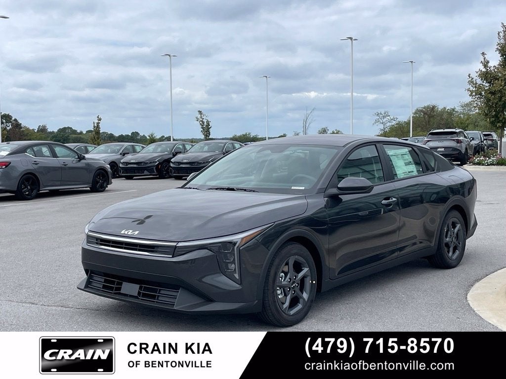 2026 Kia K4 LXS