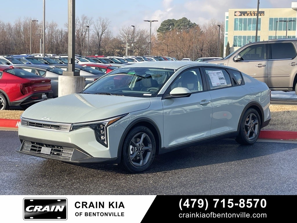 2025 Kia K4 LXS