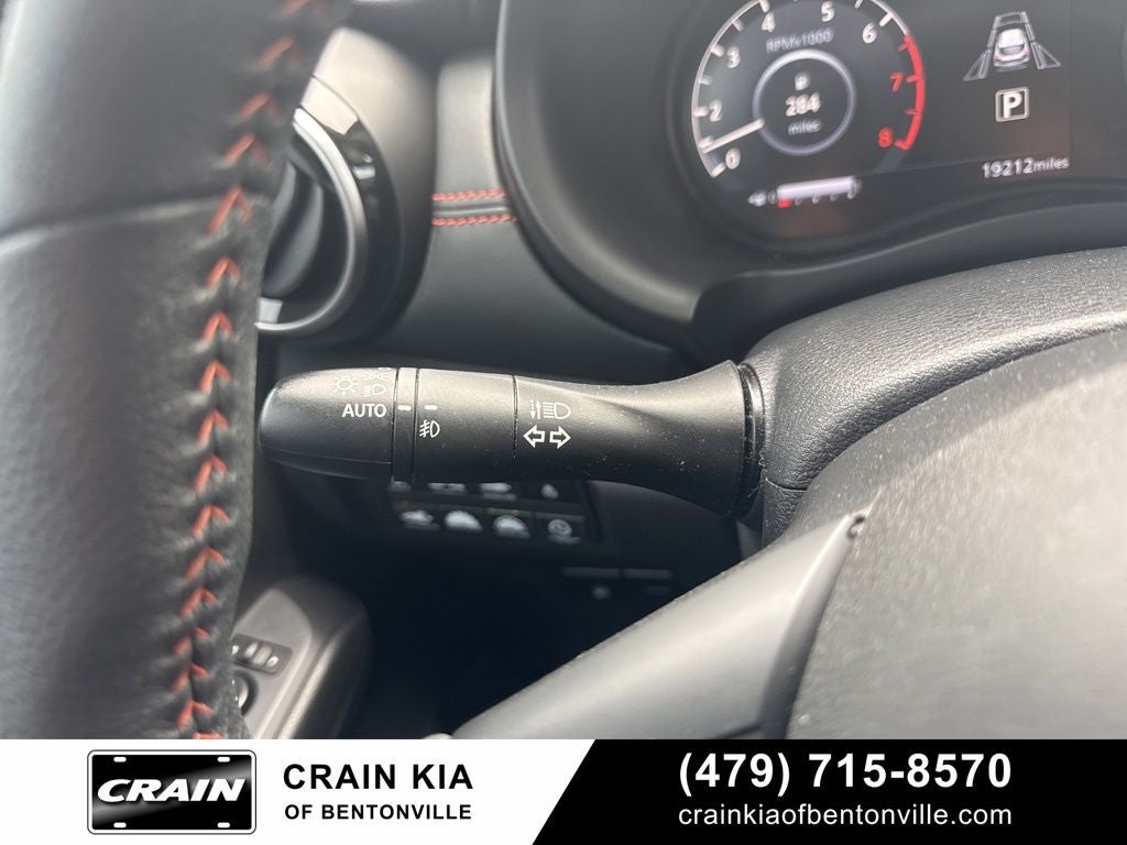 2023 Nissan Kicks SR Premium - CLEAN CARFAX / ONE OWNER
