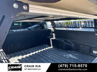 2017 Toyota Tacoma TRD Sport V6 - 4WD / CLEAN CARFAX / LIFTED!