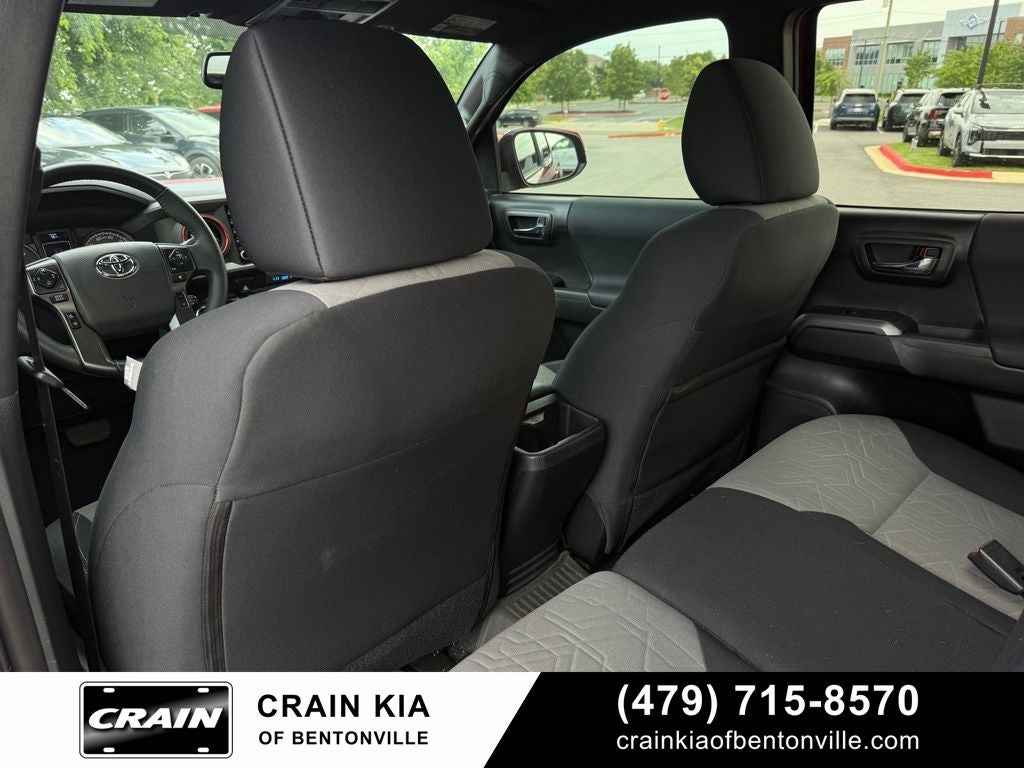 2023 Toyota Tacoma TRD Off-Road V6 - 4WD / CLEAN CARFAX / ONE OWNER