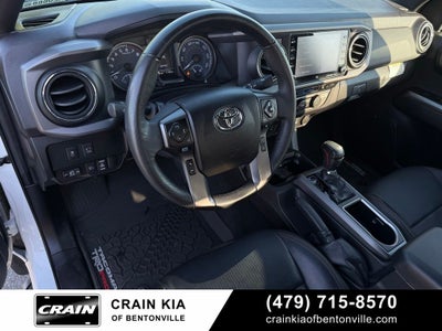 2022 Toyota Tacoma TRD Pro V6 - 4WD / SUNROOF / ONE OWNER