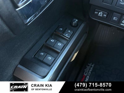 2022 Toyota Tacoma TRD Pro V6 - 4WD / SUNROOF / ONE OWNER