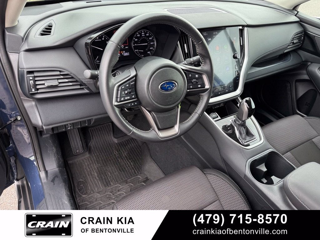2025 Subaru Outback Premium - AWD / CLEAN CARFAX / ONE OWNER