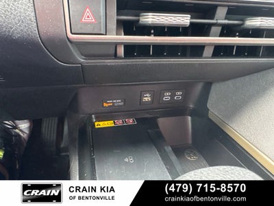 2025 Toyota Camry LE - CLEAN CARFAX / ONE OWNER