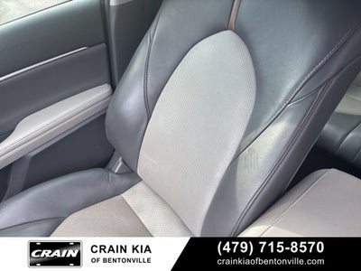 2020 Toyota Camry Hybrid XLE - HYBRID!