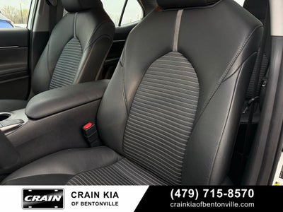 2024 Toyota Camry SE - CLEAN CARFAX / ONE OWNER