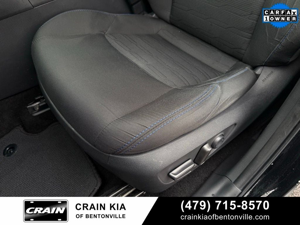 2024 Toyota RAV4 Hybrid SE - AWD / SUNROOF / CLEAN CARFAX / ONE OWNER