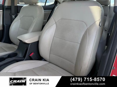 2020 Hyundai Elantra Limited - SUNROOF / CLEAN CARFAX