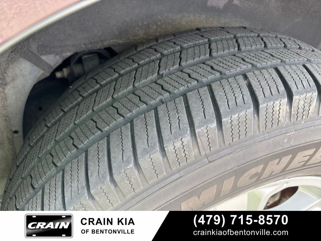 2018 Toyota Sequoia SR5 5.7L V8 - 4WD / SUNROOF