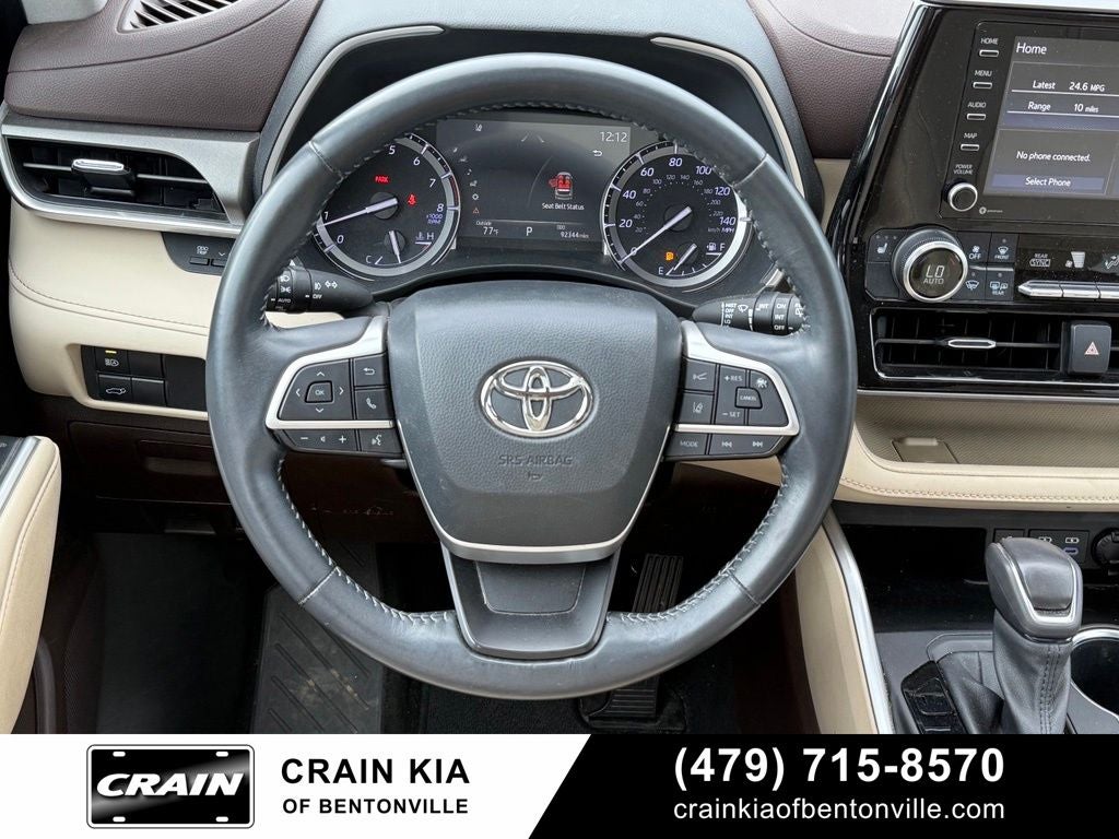 2022 Toyota Highlander XLE - SUNROOF / CLEAN CARFAX / ONE OWNER