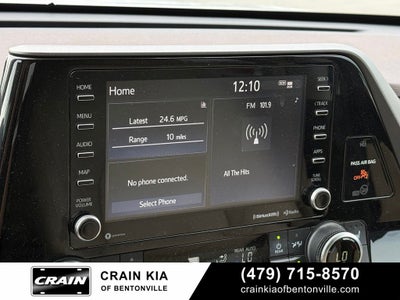 2022 Toyota Highlander XLE - SUNROOF / CLEAN CARFAX / ONE OWNER
