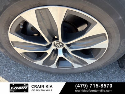 2022 Toyota Highlander XLE - AWD / SUNROOF / CLEAN CARFAX