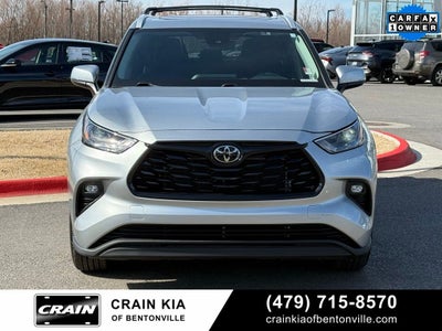 2023 Toyota Highlander XLE - SUNROOF / CARFAX ONE OWNER