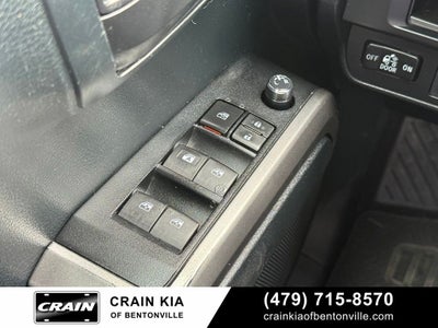 2016 Toyota Tacoma SR5 V6 - CARFAX ONE OWNER
