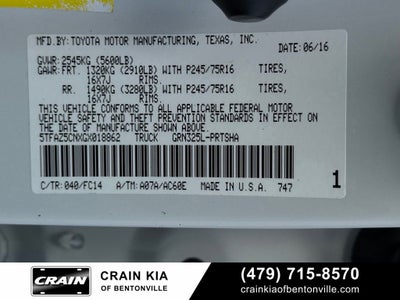 2016 Toyota Tacoma SR5 V6 - CARFAX ONE OWNER