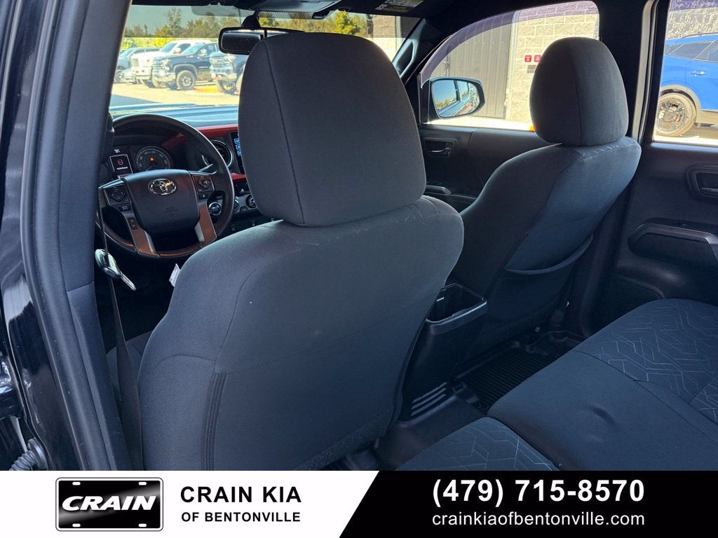 2017 Toyota Tacoma TRD Sport V6 - 4WD