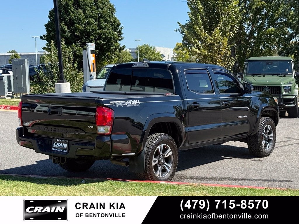 2017 Toyota Tacoma TRD Sport V6 - 4WD