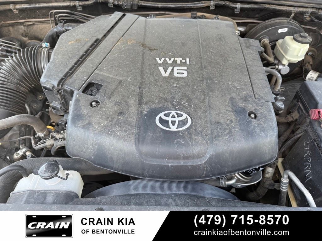 2014 Toyota Tacoma Base V6 - 4WD / CLEAN CARFAX HISTORY