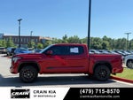 2024 Toyota Tundra Hybrid Platinum - 4WD / PANORAMIC SUNROOF / CARFAX ONE OWNER