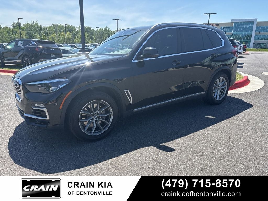 2019 BMW X5 xDrive40i - AWD / PANORAMIC SUNROOF / CLEAN CARFAX