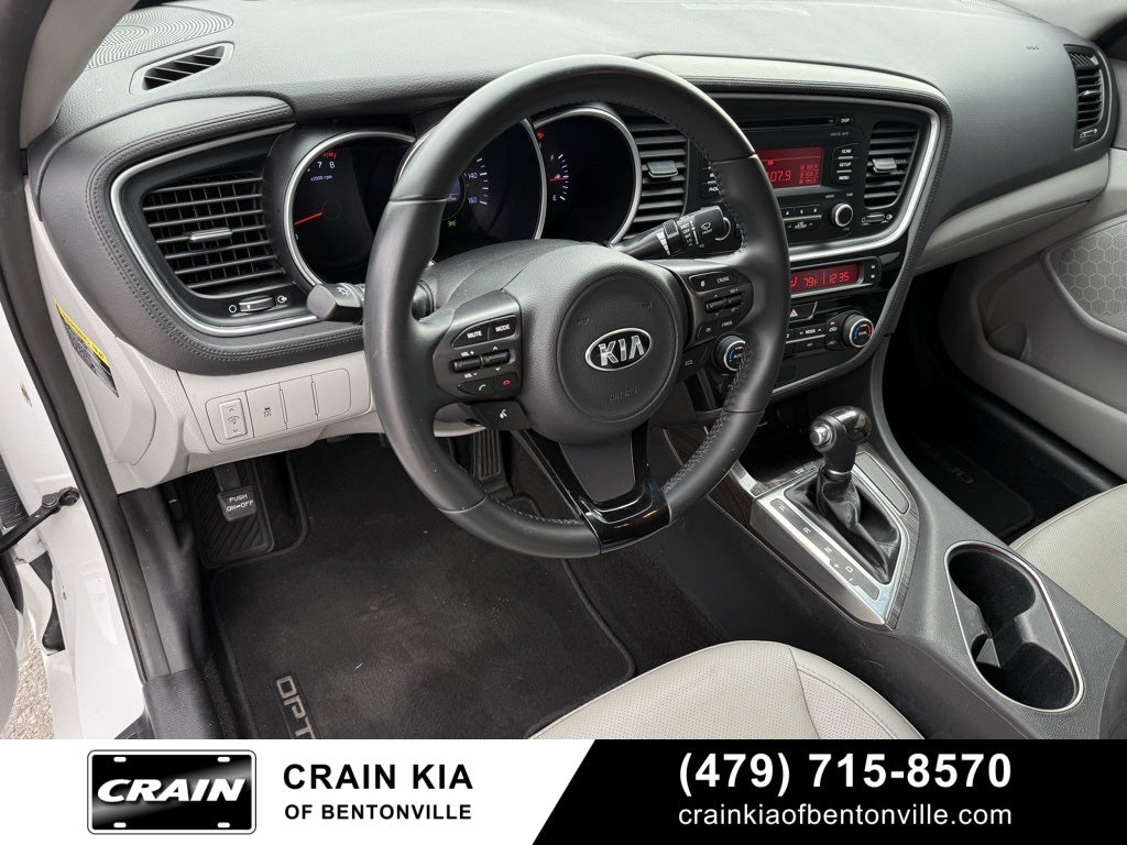 2015 Kia Optima EX - CLEAN CARFAX / VERY LOW MILES!
