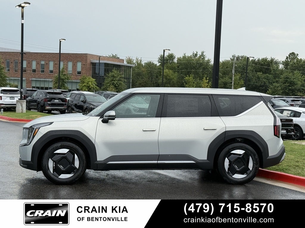 2026 Kia EV9 Light