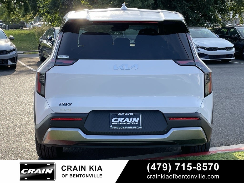 2026 Kia EV9 Light Long Range