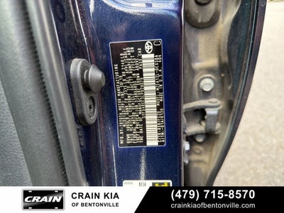 2020 Toyota Corolla SE - CLEAN CARFAX HISTORY