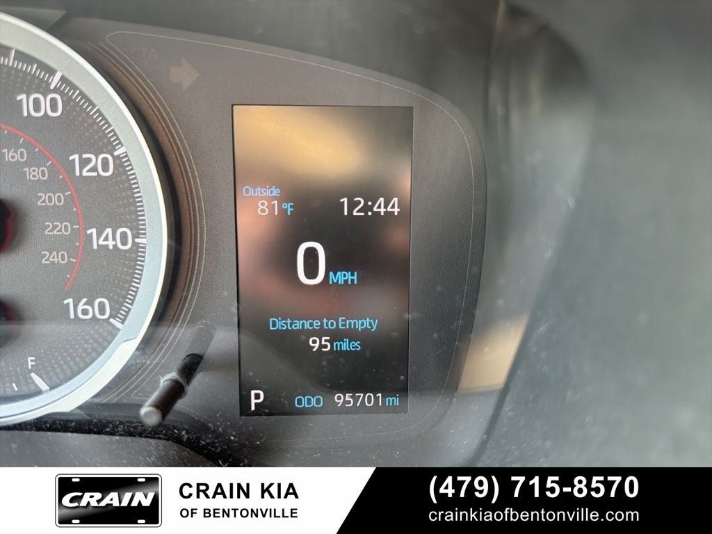 2020 Toyota Corolla SE - CLEAN CARFAX HISTORY