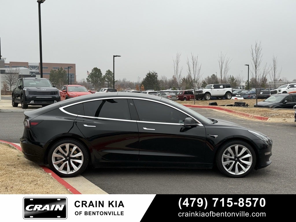 2020 Tesla Model 3 Long Range - AWD / CLEAN CARFAX
