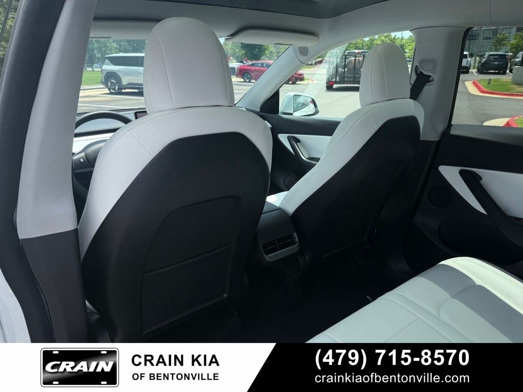 2021 Tesla Model Y Long Range - AWD / CLEAN CARFAX / ONE OWNER